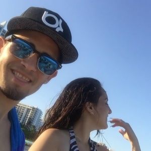 Meet your Posher, Christian